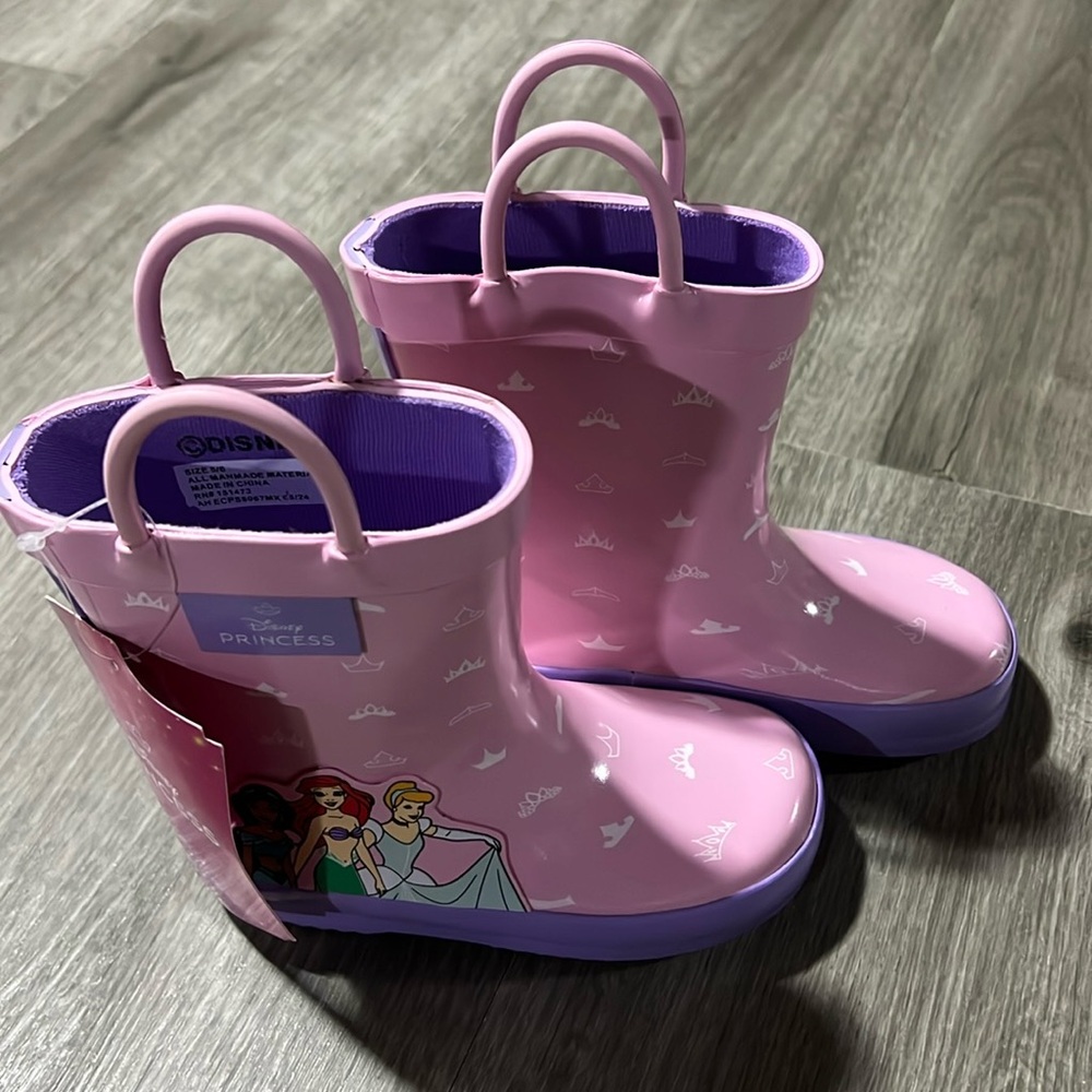 SPRING IS HERE! NEW DISNEY PRINCESS RAINBOOTS